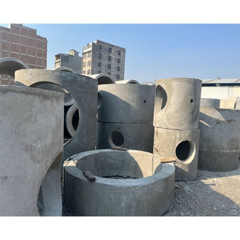 曲靖混凝土井筒的壁厚設(shè)計(jì)，是依據(jù)哪些具體參數(shù)和實(shí)際需求來(lái)確定的？